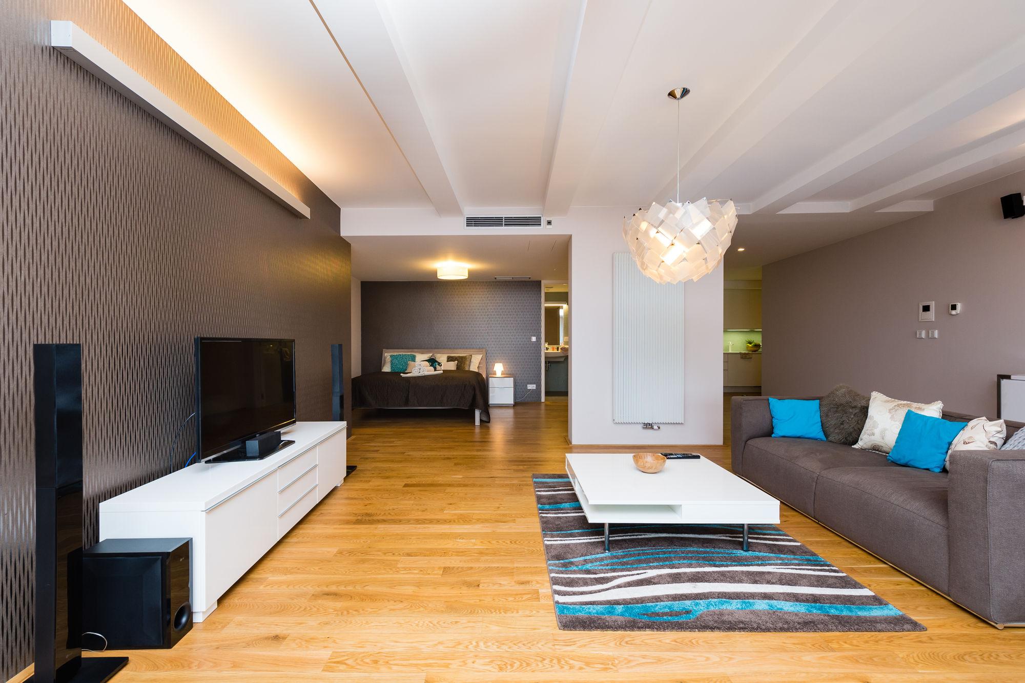 Aparthotel Empirent Karlin 4*