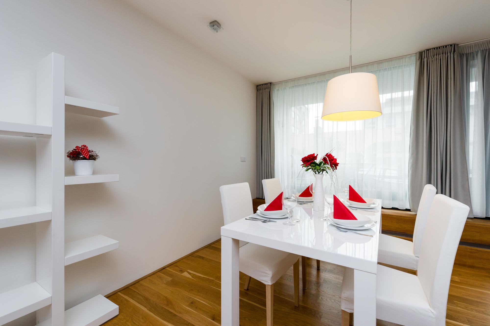 Empirent Karlin Aparthotel Prag